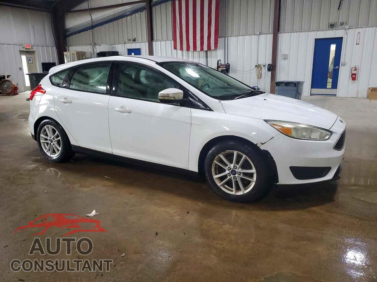 FORD FOCUS 2015 - 1FADP3K2XFL202404