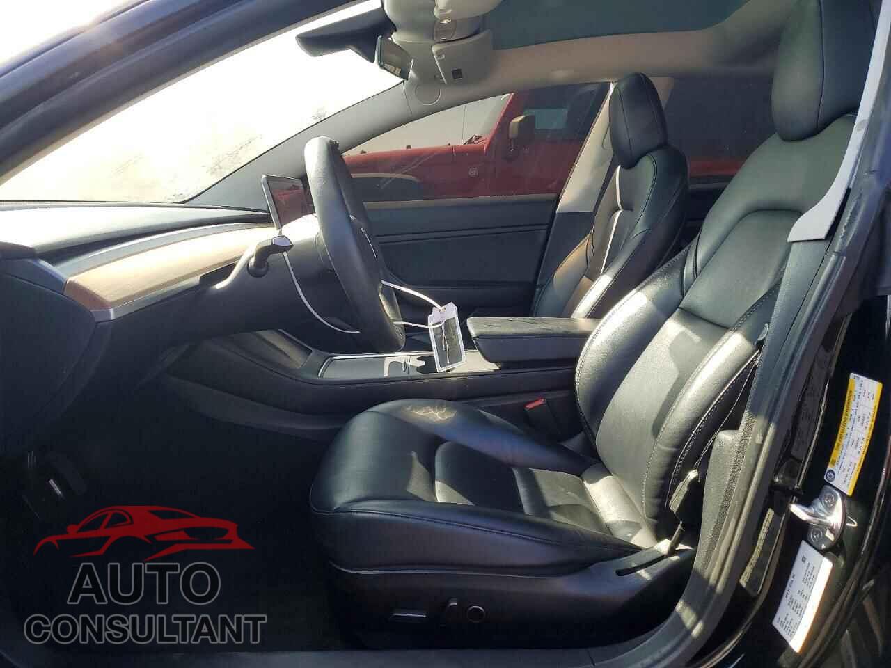 TESLA MODEL 3 2021 - 5YJ3E1EB3MF877331