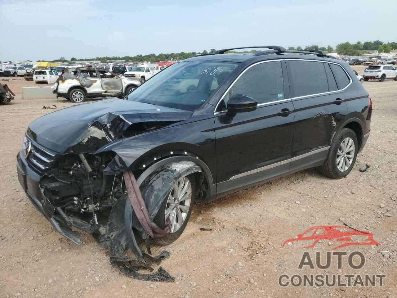 VOLKSWAGEN TIGUAN 2018 - 3VV3B7AX4JM053988