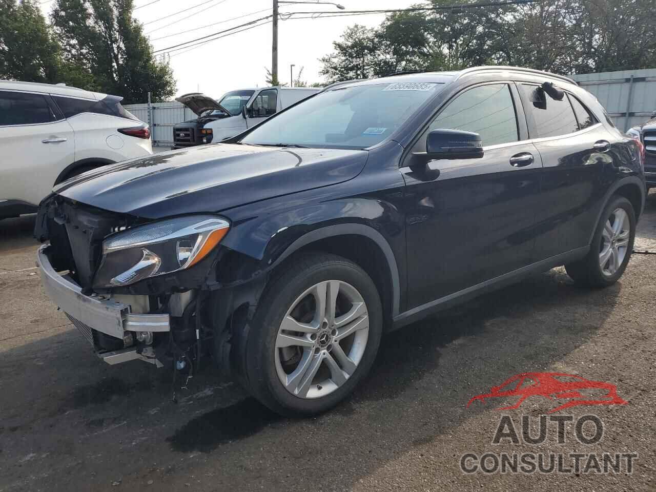 MERCEDES-BENZ GLA-CLASS 2018 - WDCTG4GB5JJ442611