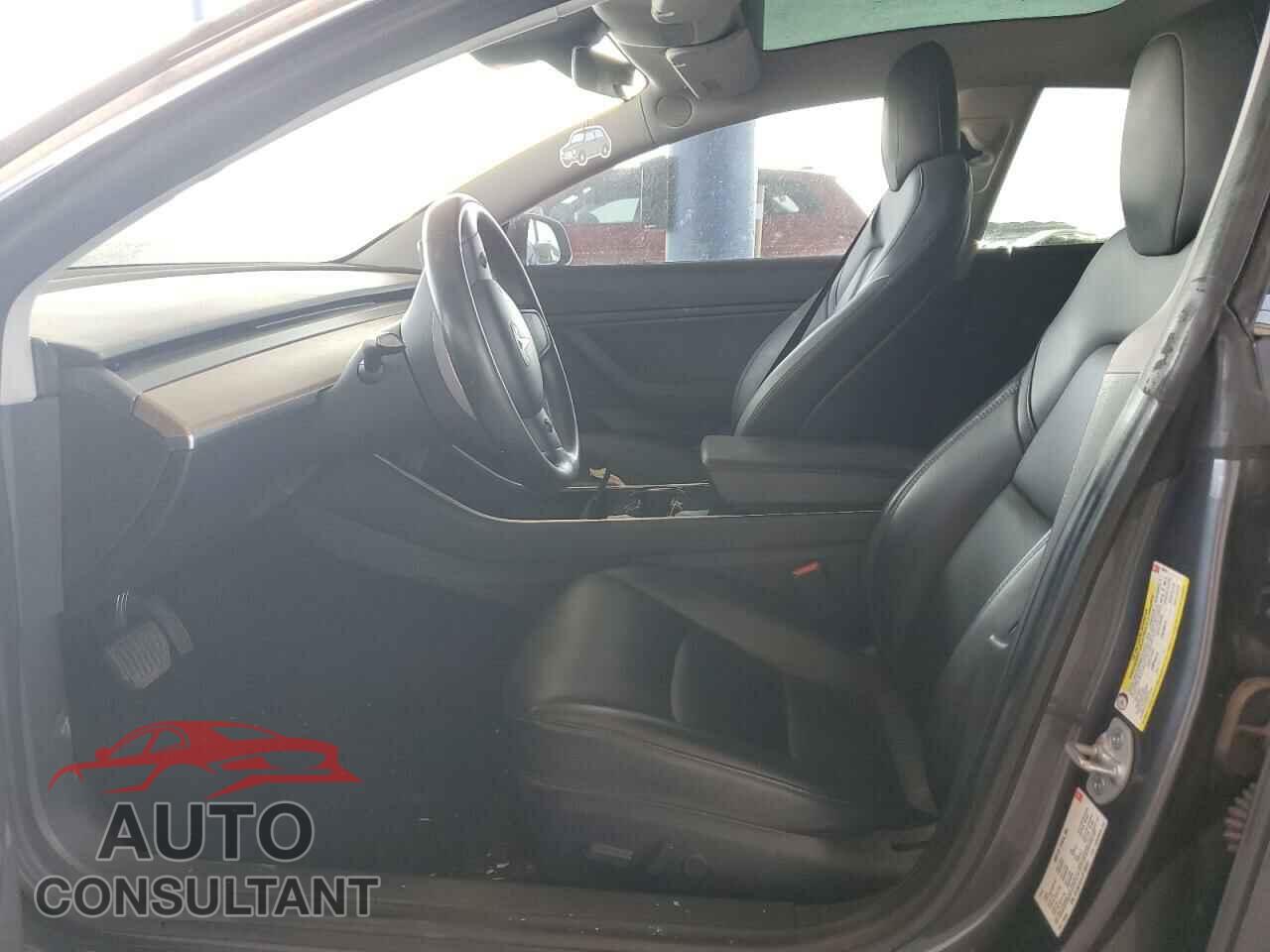 TESLA MODEL 3 2018 - 5YJ3E1EA1JF158291