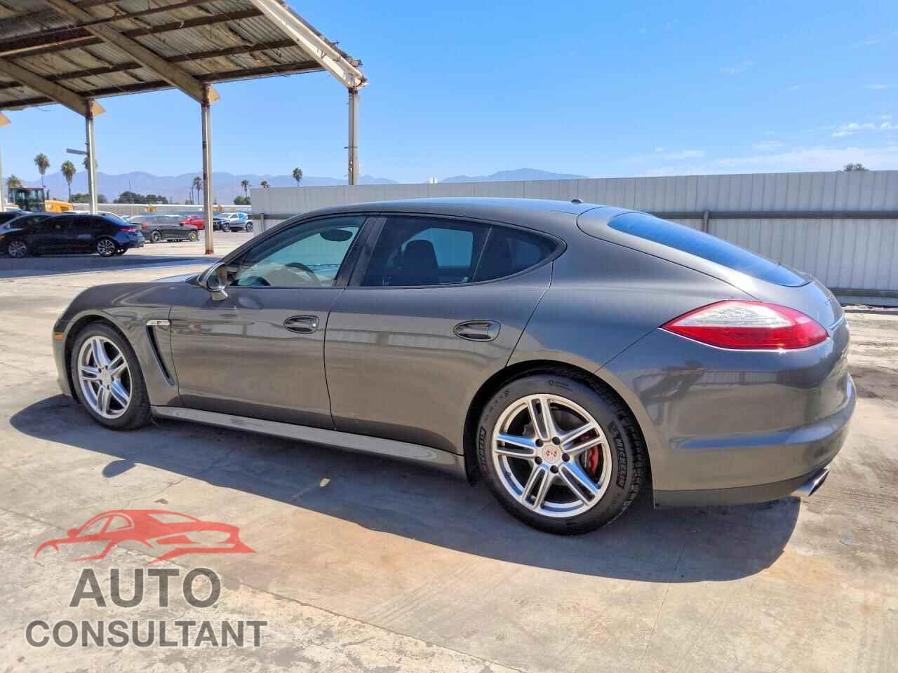 PORSCHE PANAMERA 2013 - WP0AA2A70DL013943