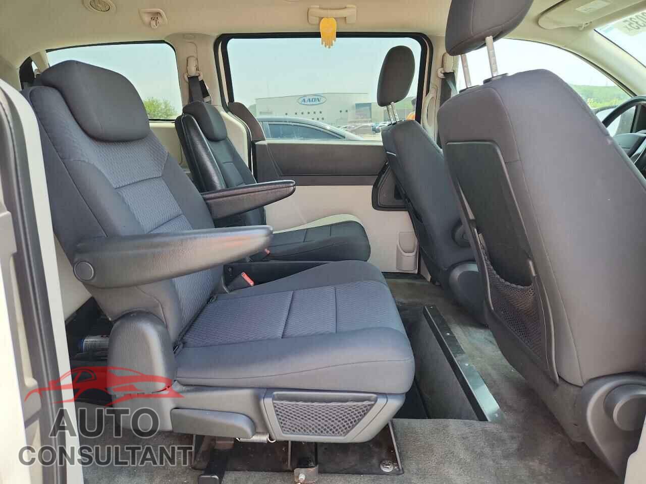 DODGE CARAVAN 2010 - 2D4RN5D19AR201432