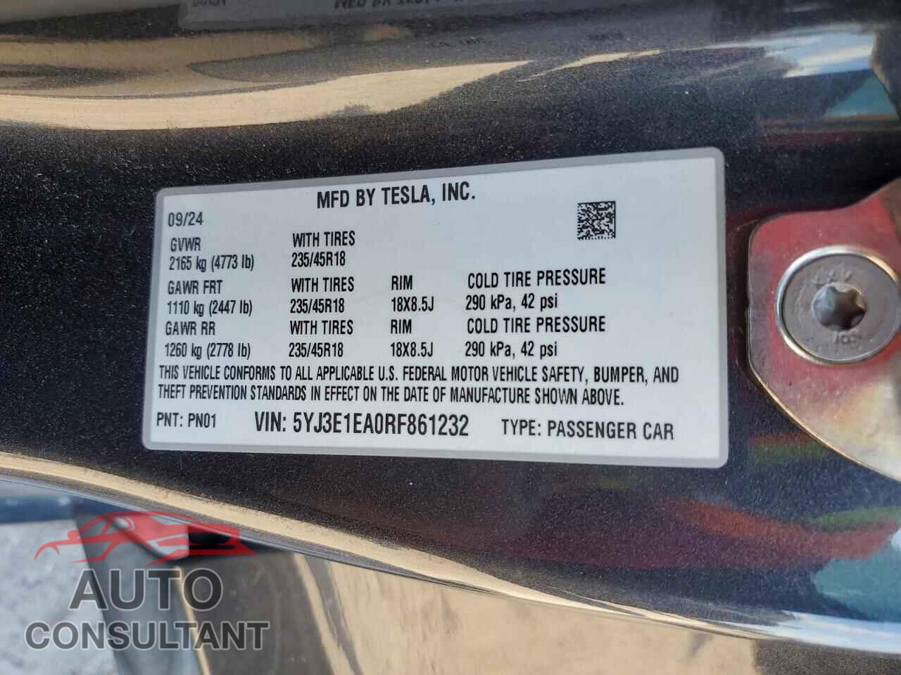 TESLA MODEL 3 2024 - 5YJ3E1EA0RF861232