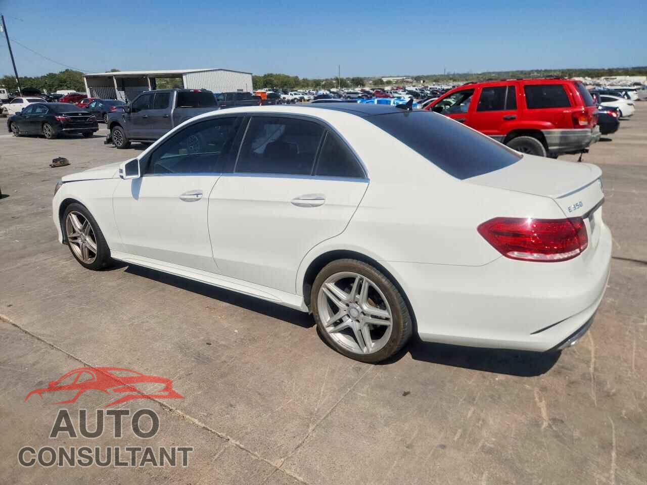 MERCEDES-BENZ E-CLASS 2014 - WDDHF5KB0EA920571