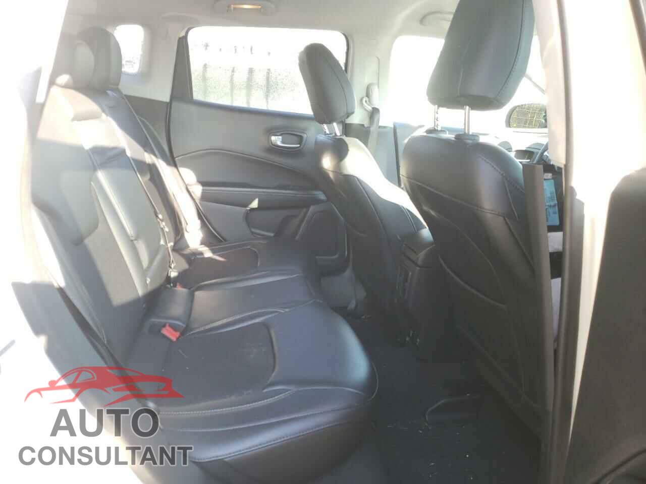 JEEP COMPASS 2018 - 3C4NJDBB5JT262304