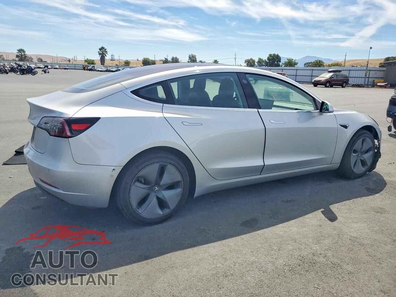 TESLA MODEL 3 2018 - 5YJ3E1EA2JF016676