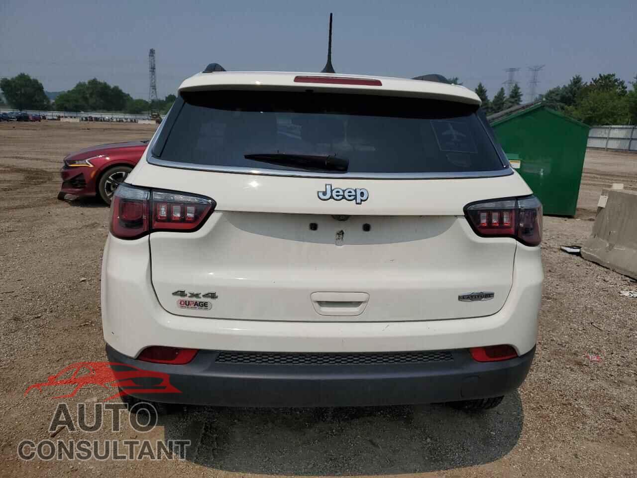 JEEP COMPASS 2018 - 3C4NJDBB5JT180640