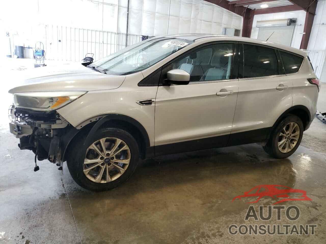 FORD ESCAPE 2017 - 1FMCU9G99HUA95331