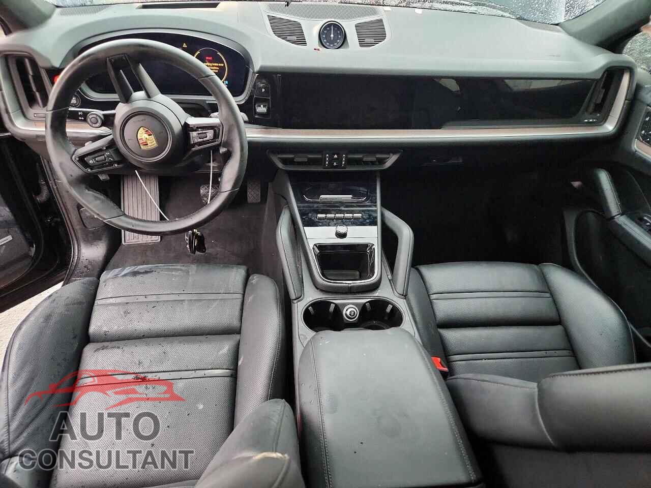 PORSCHE CAYENNE 2025 - WP1BE2AY5SDA37436