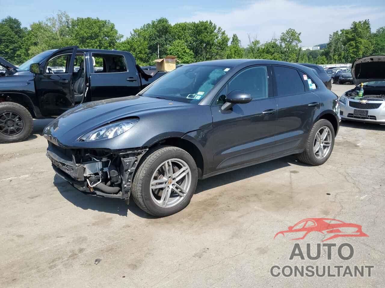 PORSCHE MACAN 2018 - WP1AA2A59JLB09305