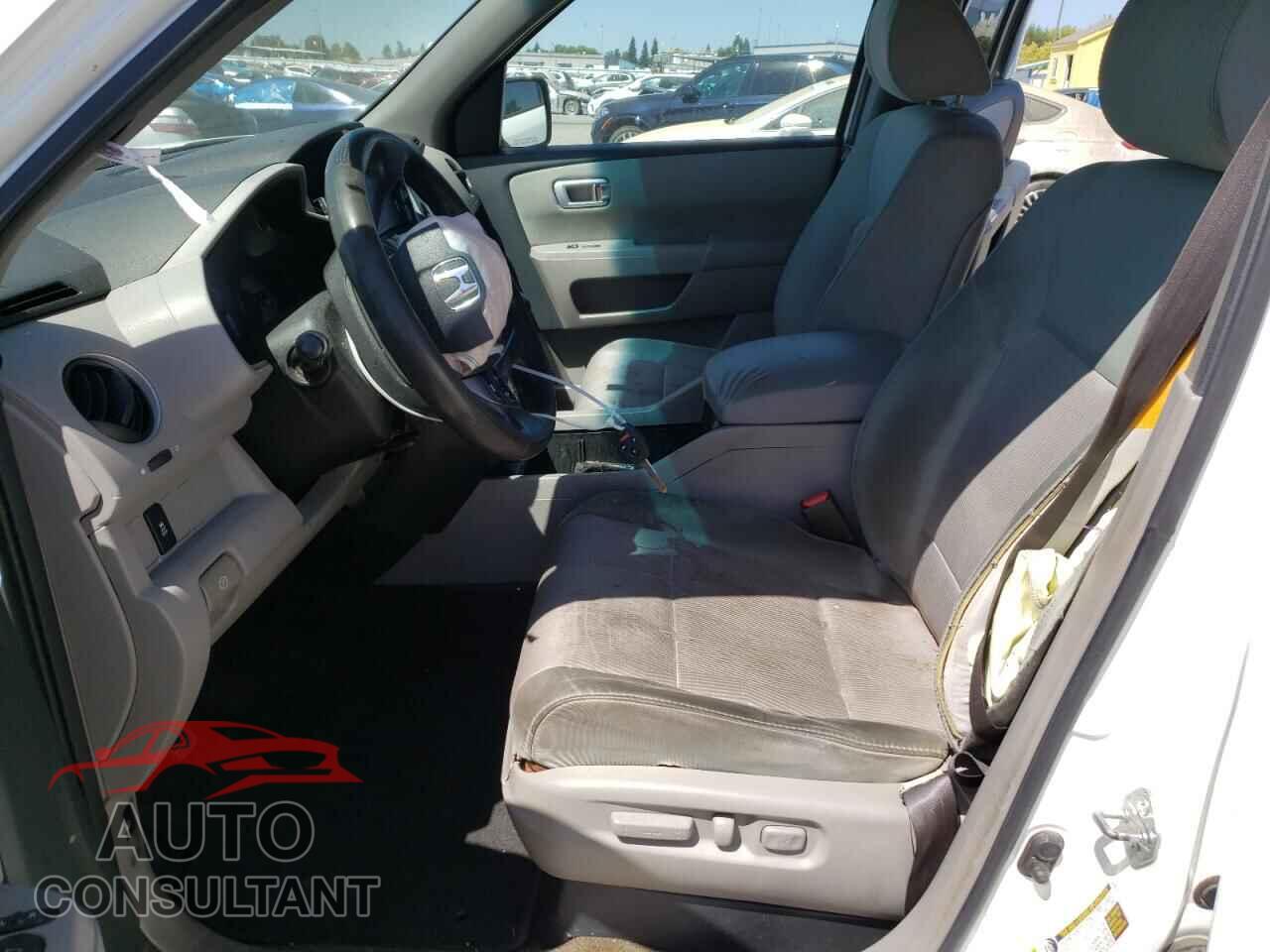HONDA PILOT 2013 - 5FNYF4H43DB077114