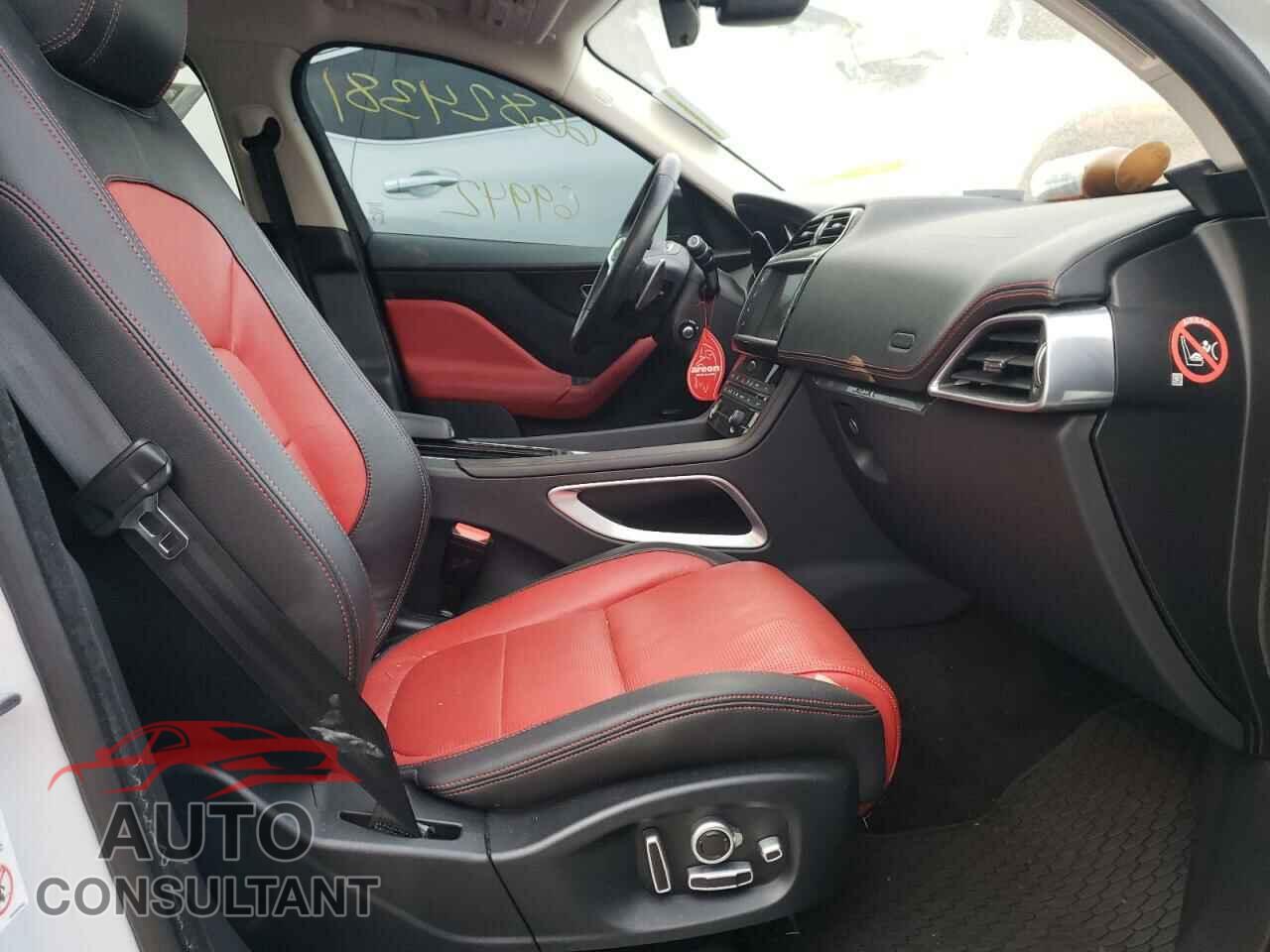JAGUAR F-PACE 2018 - SADCL2EV4JA243377