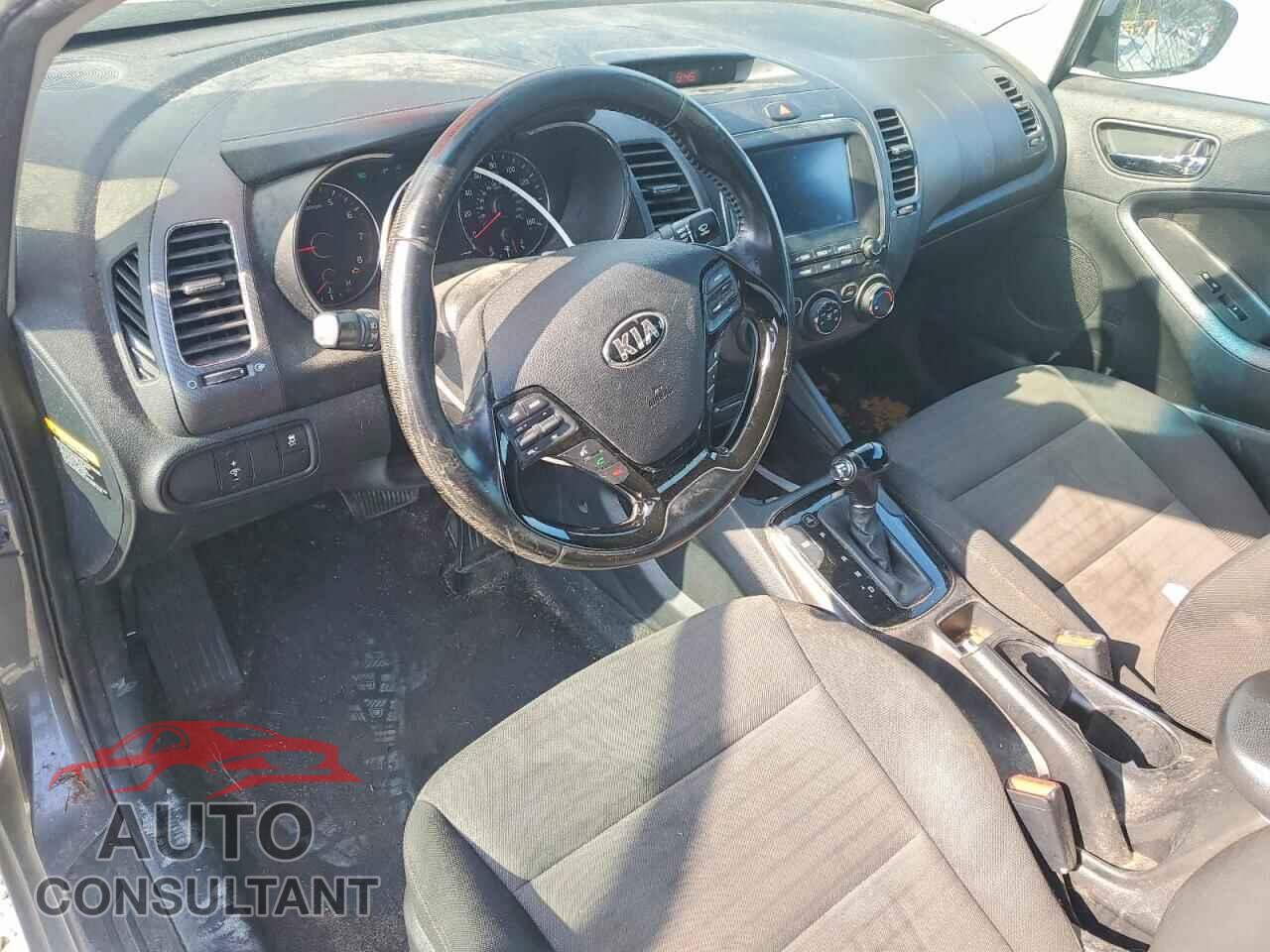 KIA FORTE 2017 - 3KPFL4A75HE016606