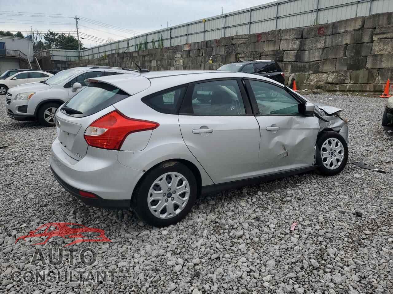 FORD FOCUS 2012 - 1FAHP3K21CL434483