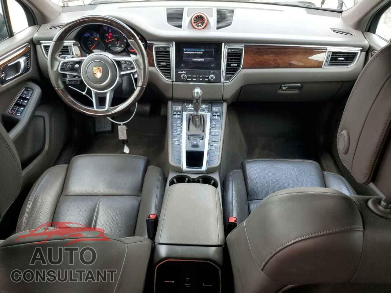 PORSCHE MACAN 2018 - WP1AA2A50JLB13419