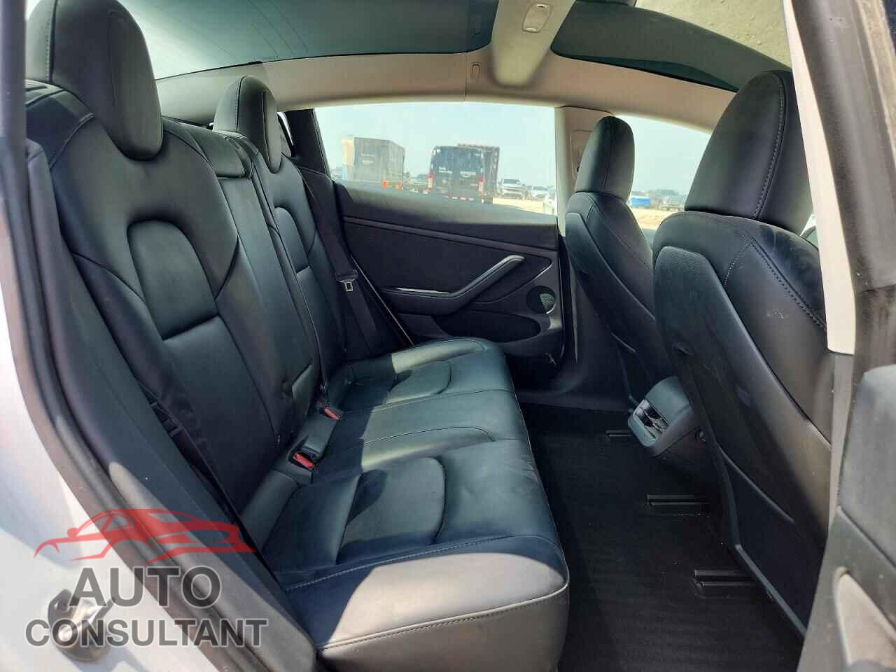 TESLA MODEL 3 2023 - 5YJ3E1EA2PF560846