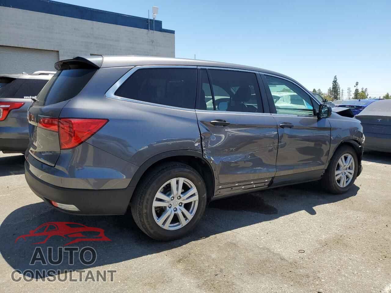 HONDA PILOT 2017 - 5FNYF5H1XHB032124