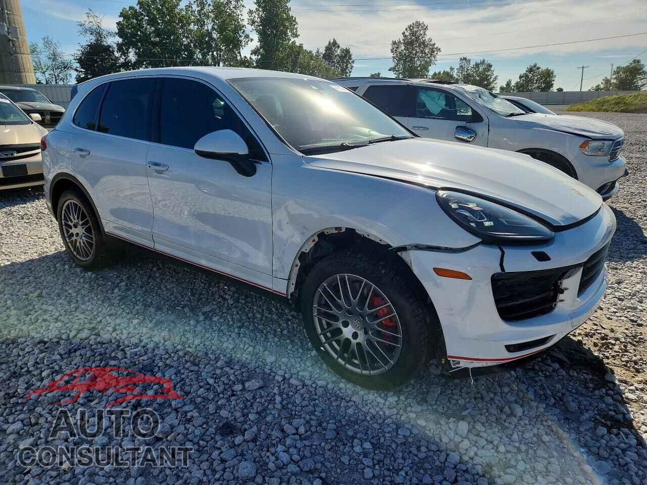 PORSCHE CAYENNE 2015 - WP1AC2A21FLA80731