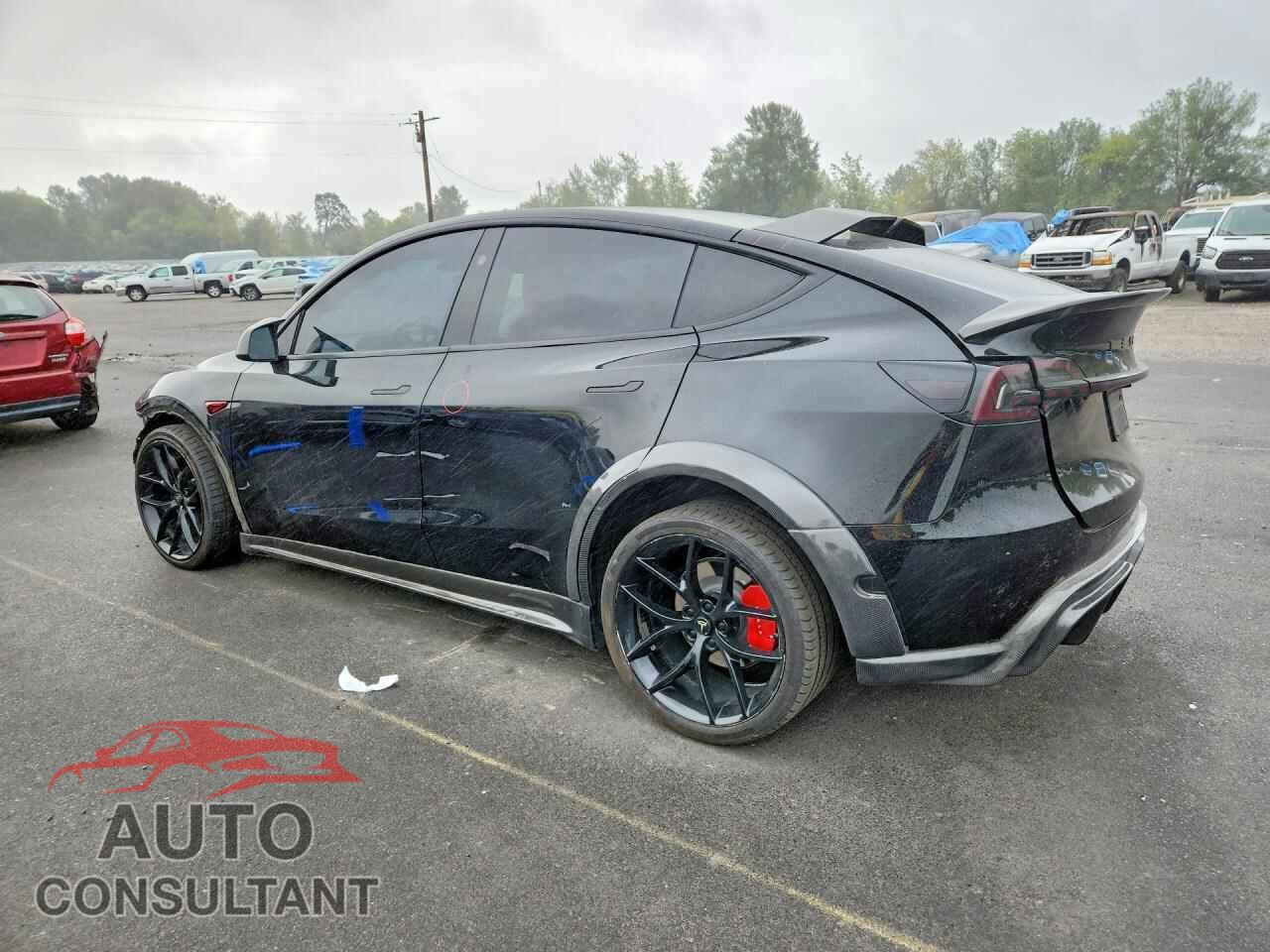 TESLA MODEL Y 2023 - 7SAYGDEF7PF813708