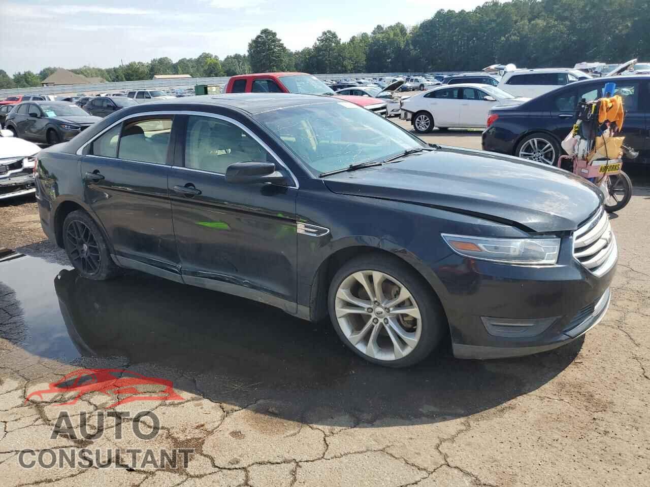 FORD TAURUS 2013 - 1FAHP2E86DG166065