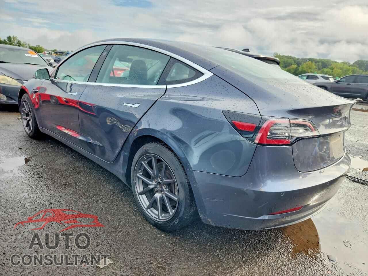 TESLA MODEL 3 2018 - 5YJ3E1EBXJF114038