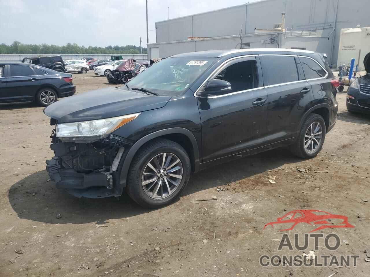 TOYOTA HIGHLANDER 2018 - 5TDKZRFH3JS536892