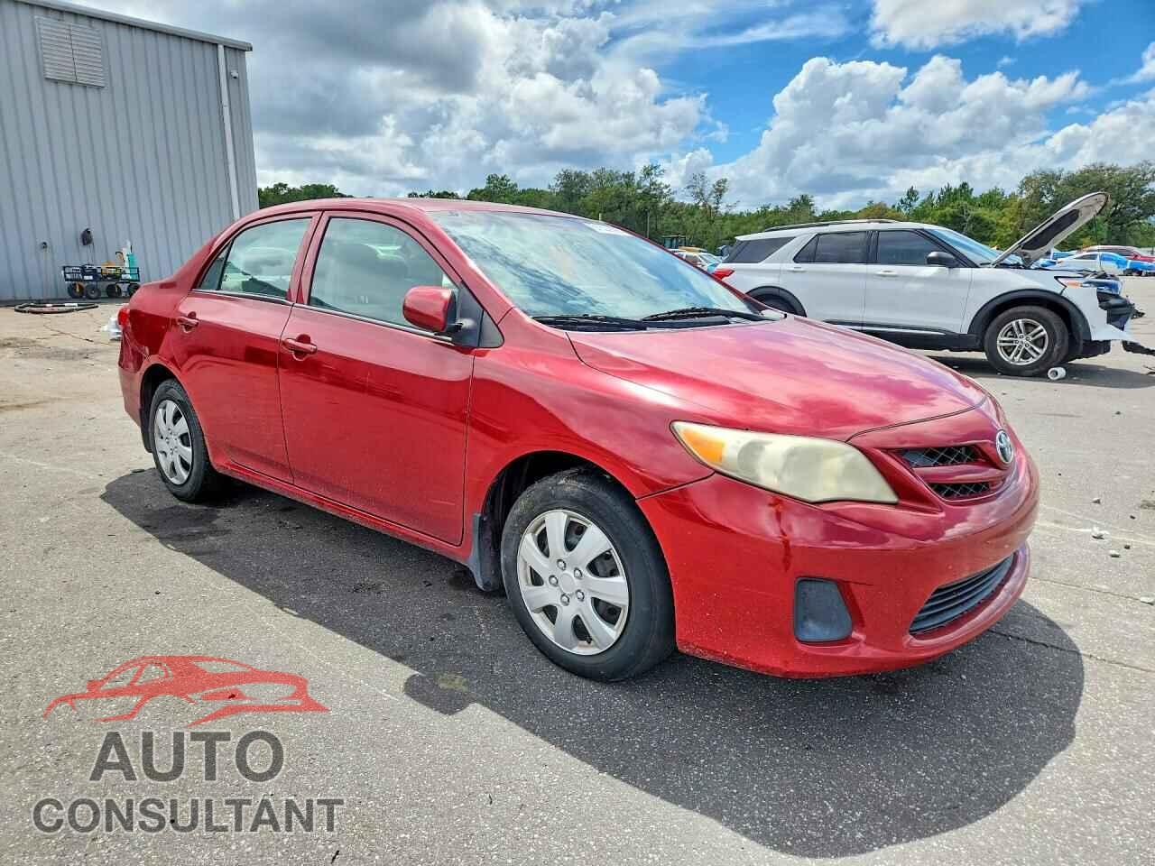 TOYOTA COROLLA 2013 - 2T1BU4EE4DC964346