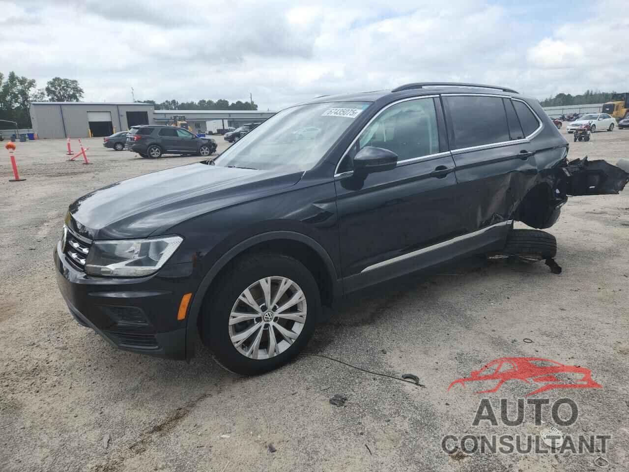 VOLKSWAGEN TIGUAN 2018 - 3VV2B7AX3JM091384
