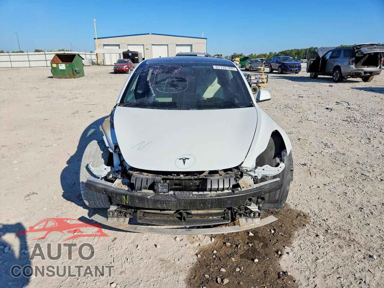 TESLA MODEL 3 2021 - 5YJ3E1EB3MF856057
