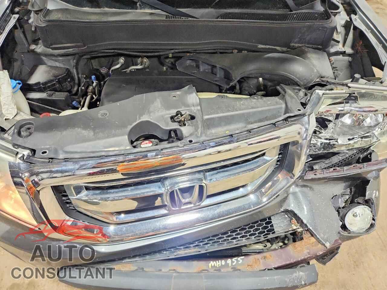 HONDA PILOT 2011 - 5FNYF4H42BB044165