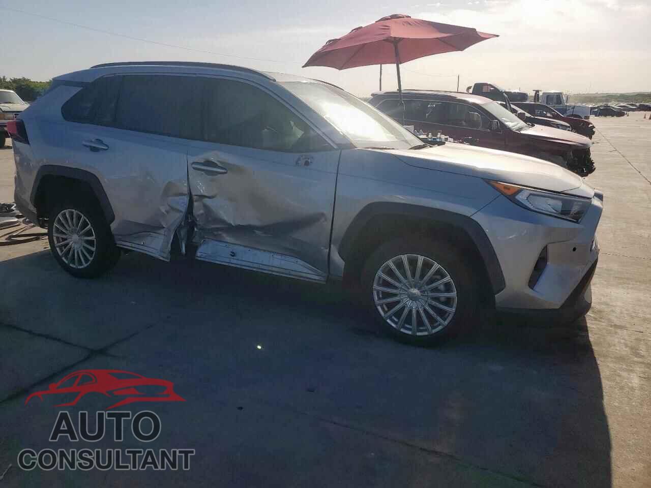 TOYOTA RAV4 2019 - JTMC1RFVXKD005302