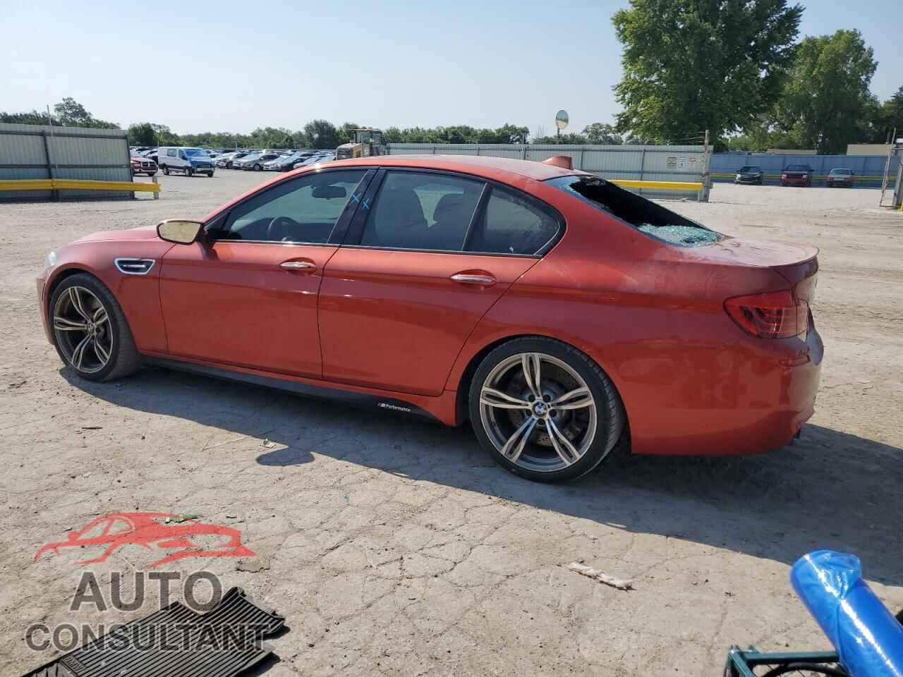 BMW M5 2014 - WBSFV9C52ED593702