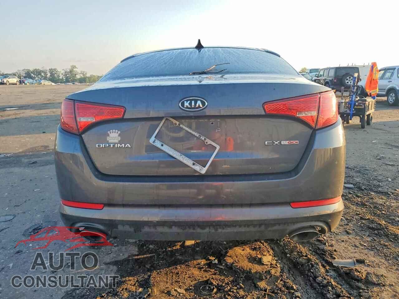 KIA OPTIMA 2011 - KNAGN4A65B5146424
