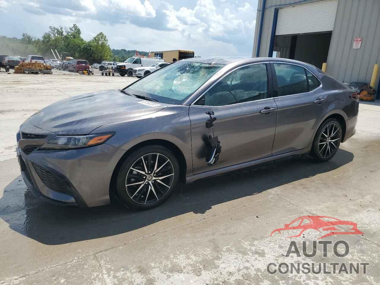 TOYOTA CAMRY 2022 - 4T1G11AK1NU053030