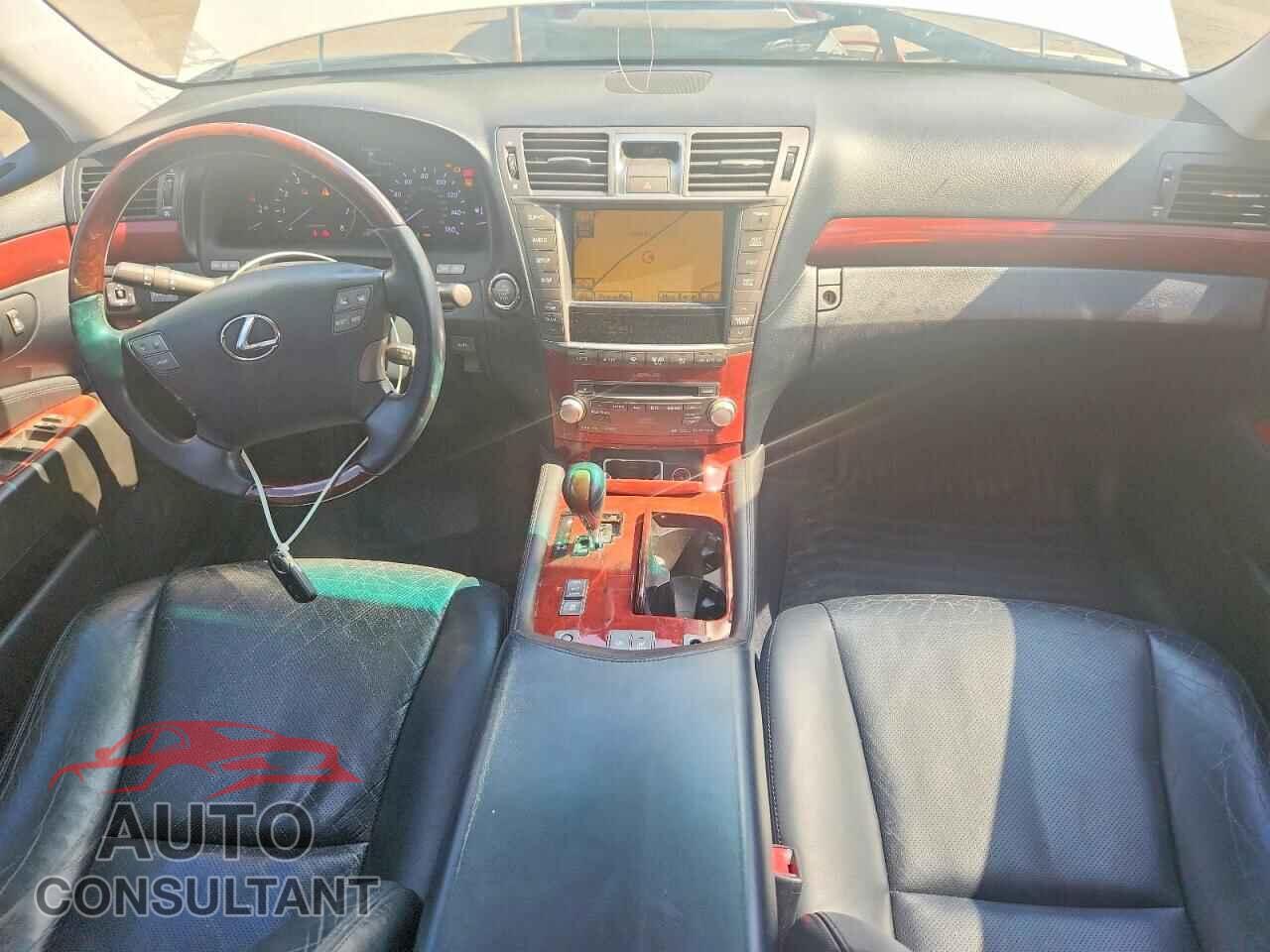 LEXUS LS460 2011 - JTHBL5EF5B5103204