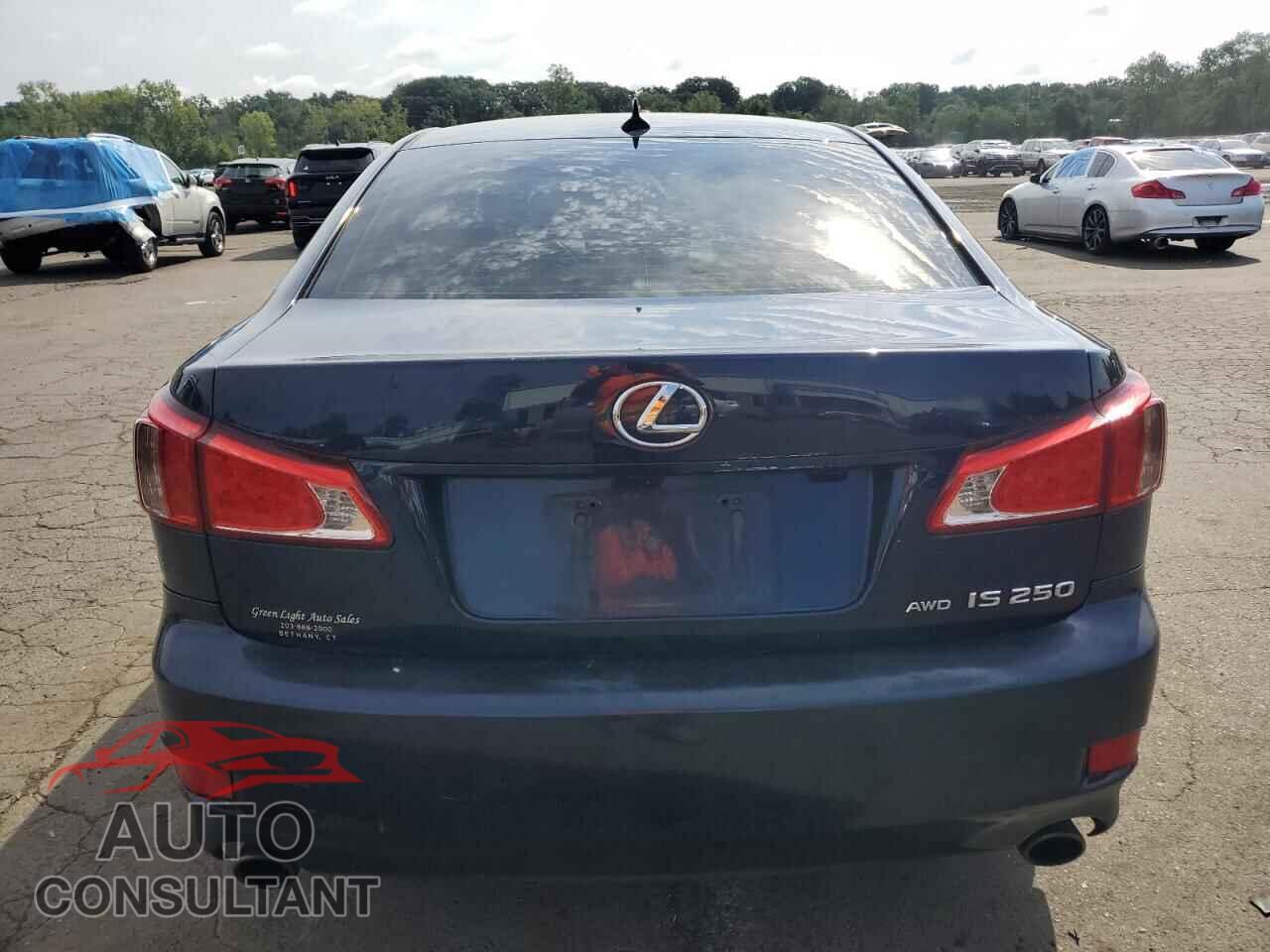 LEXUS IS 2012 - JTHCF5C21C5055147