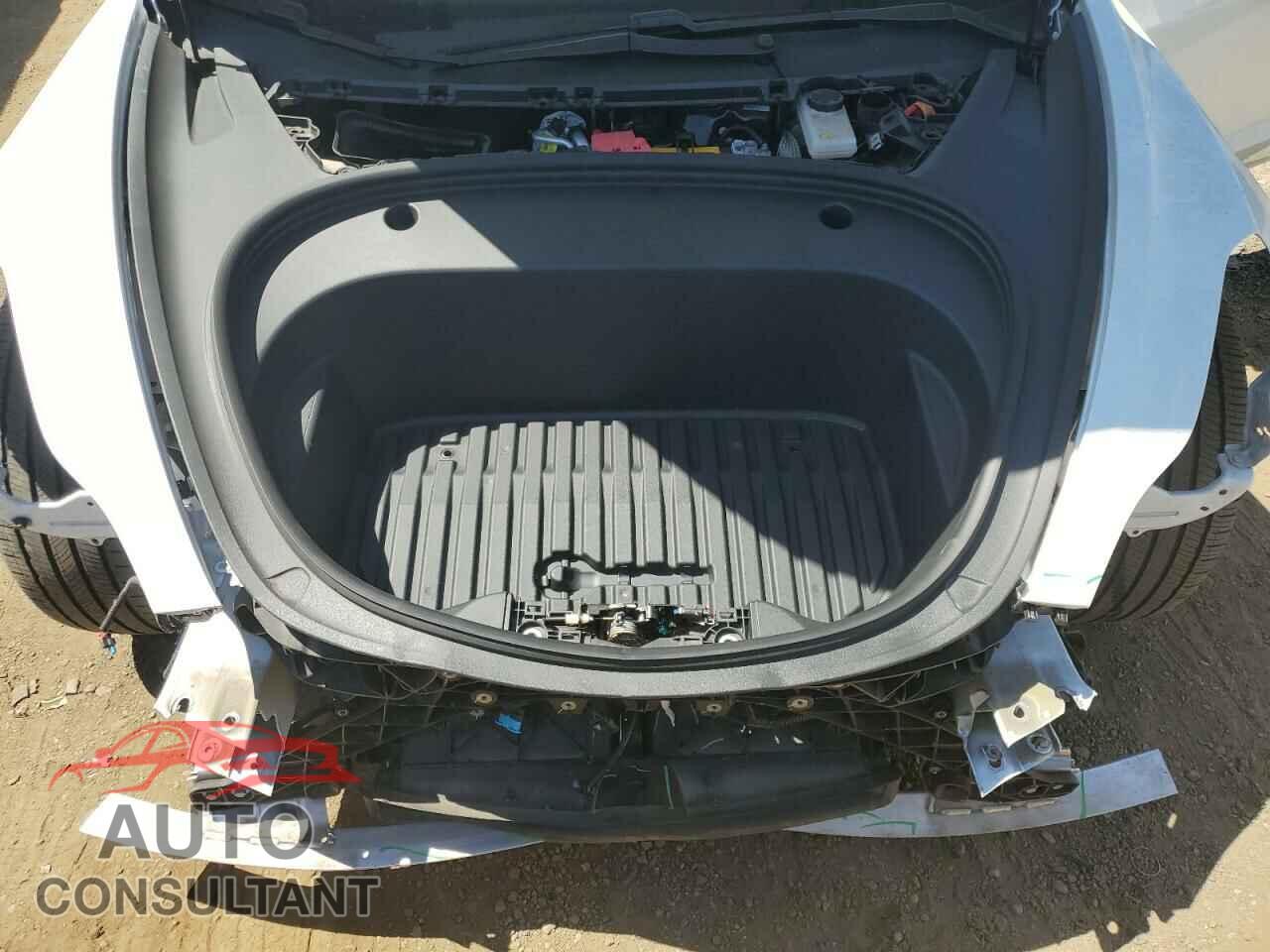 TESLA MODEL 3 2021 - 5YJ3E1EB8MF060260