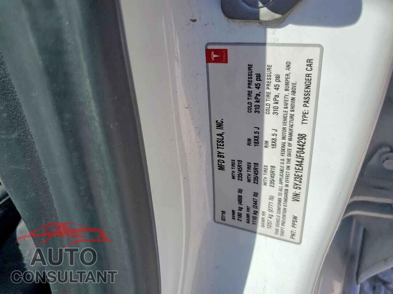 TESLA MODEL 3 2018 - 5YJ3E1EA4JF044298