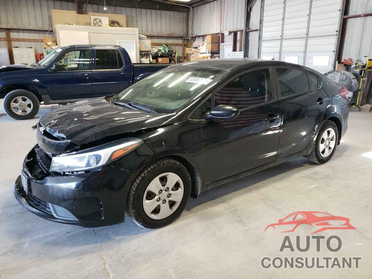 KIA FORTE 2018 - 3KPFL4A77JE203741