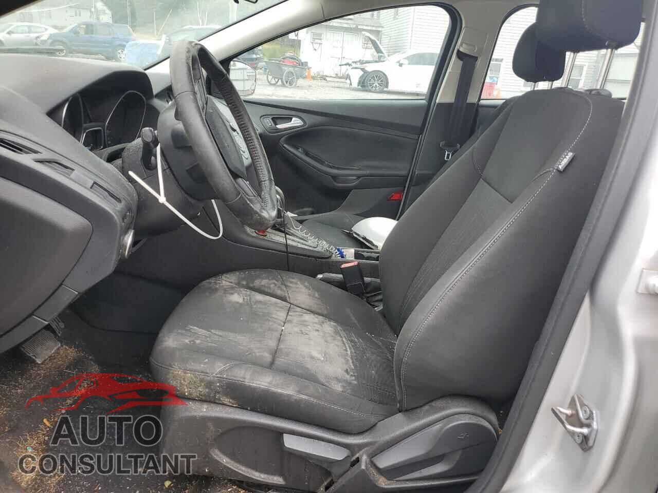 FORD FOCUS 2018 - 1FADP3F27JL271411