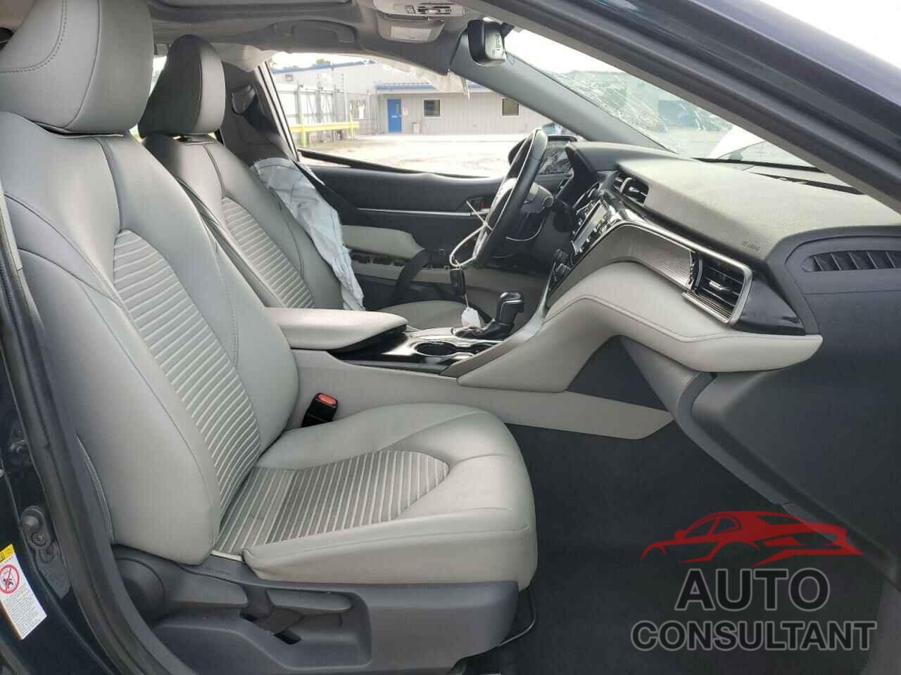 TOYOTA CAMRY 2019 - 4T1B11HK9KU718297