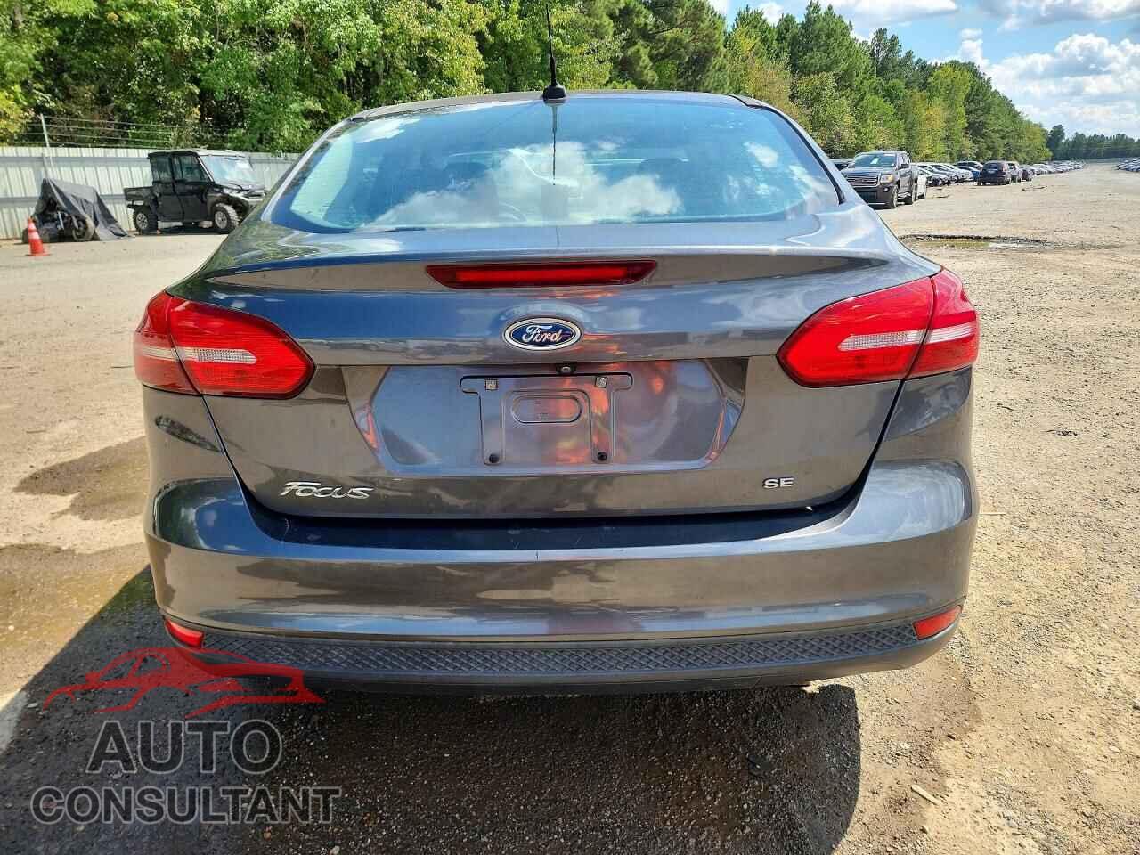 FORD FOCUS 2016 - 1FADP3F22GL374549