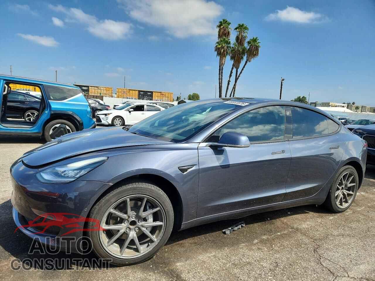 TESLA MODEL 3 2020 - 5YJ3E1EA8LF705107