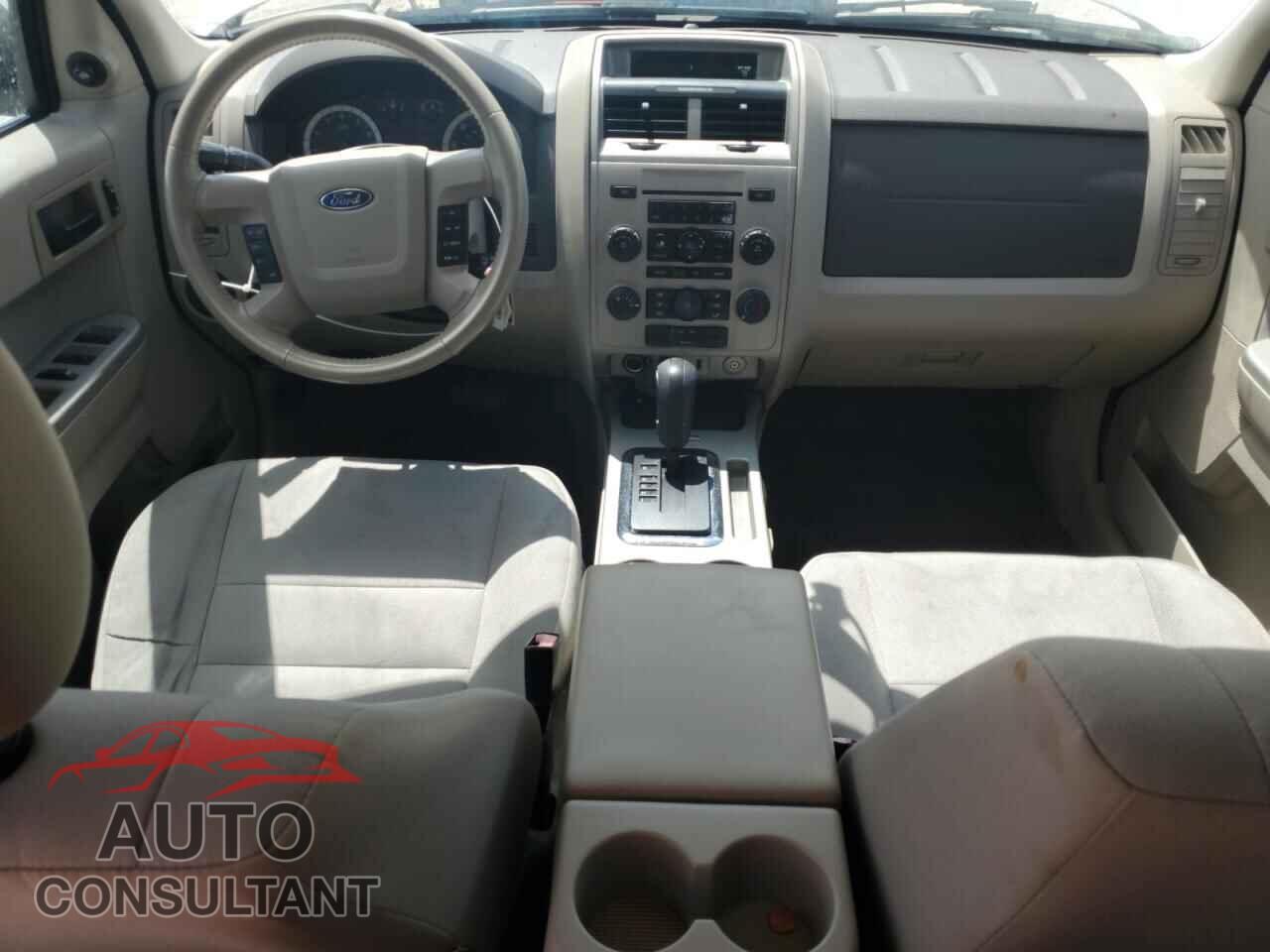 FORD ESCAPE 2011 - 1FMCU0D70BKB21879