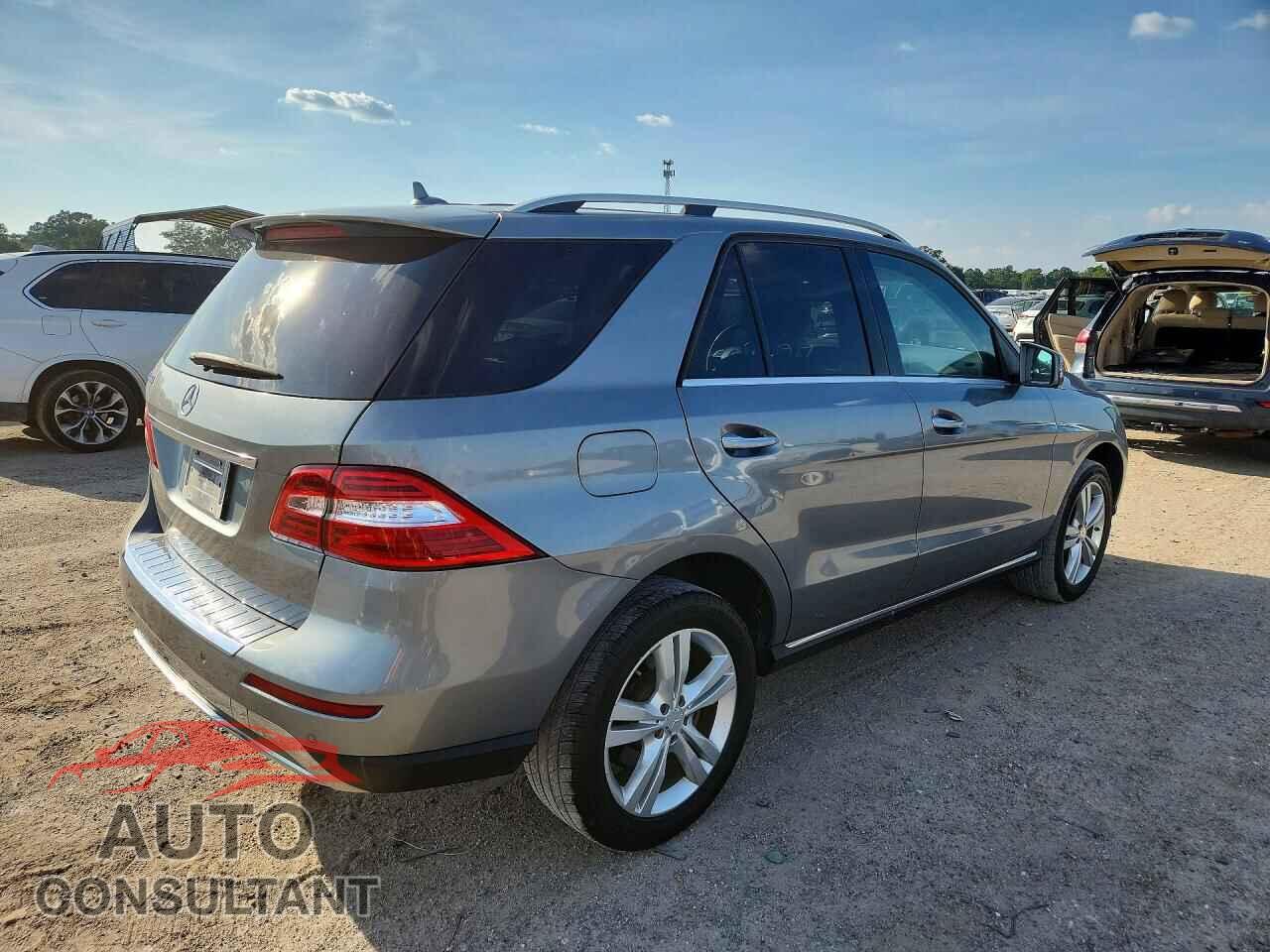 MERCEDES-BENZ M-CLASS 2013 - 4JGDA5JB8DA158237