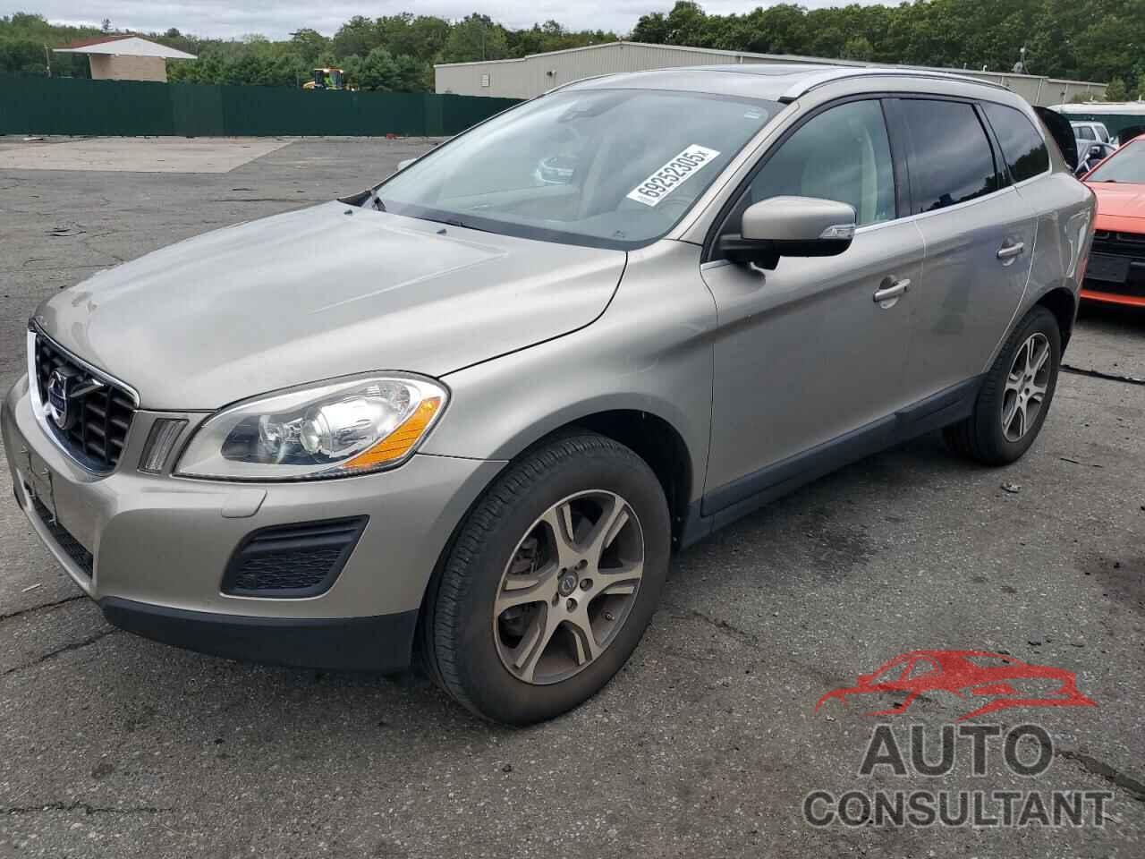 VOLVO XC60 2013 - YV4902DZ5D2436717