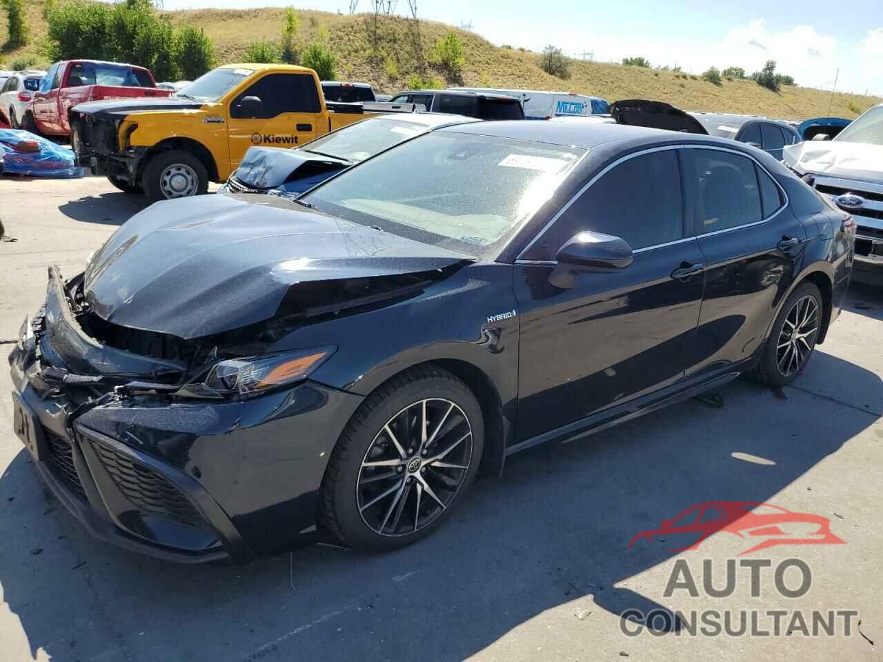 TOYOTA CAMRY 2021 - 4T1G31AK2MU550094