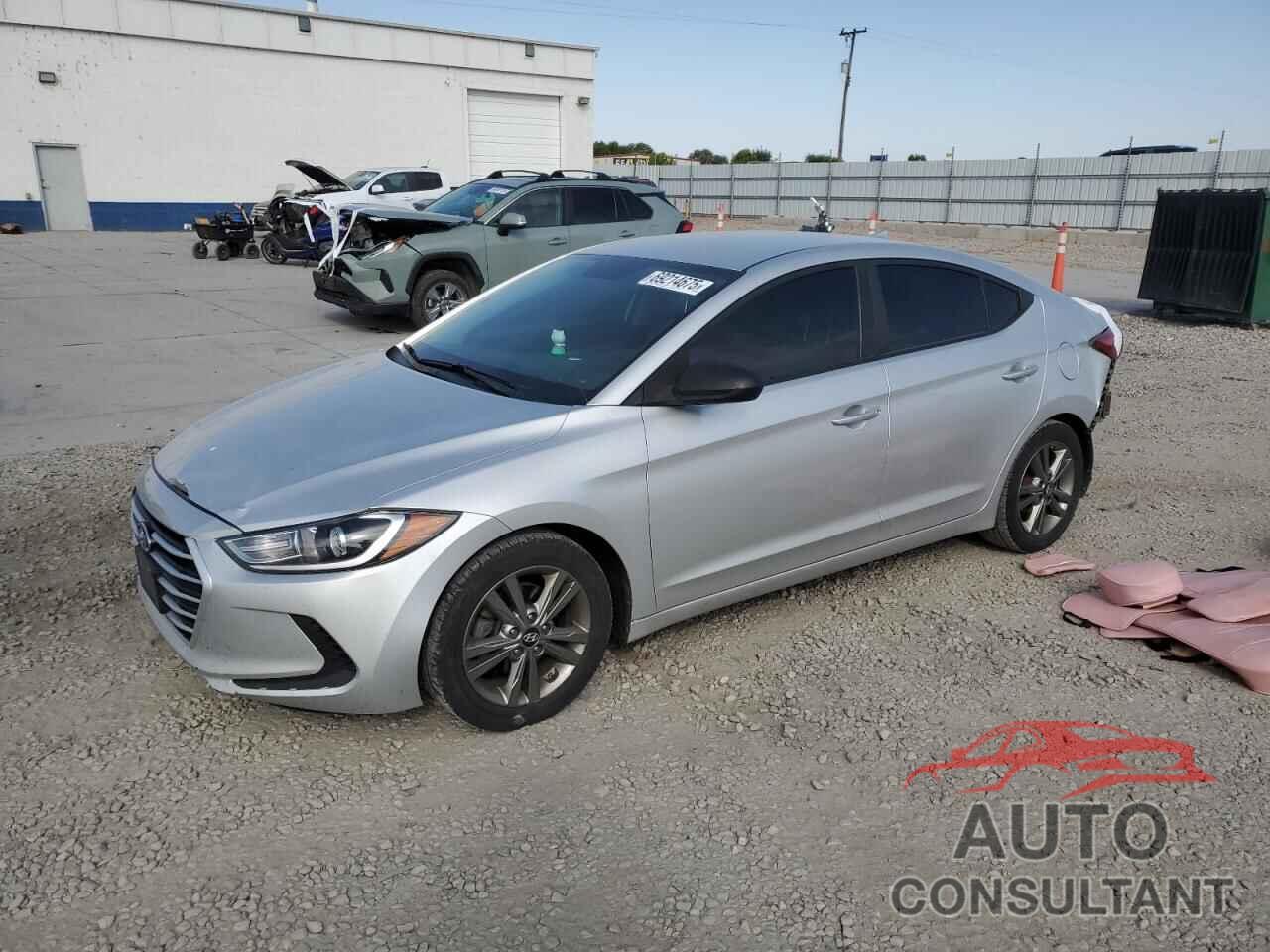 HYUNDAI ELANTRA 2018 - 5NPD84LFXJH352492