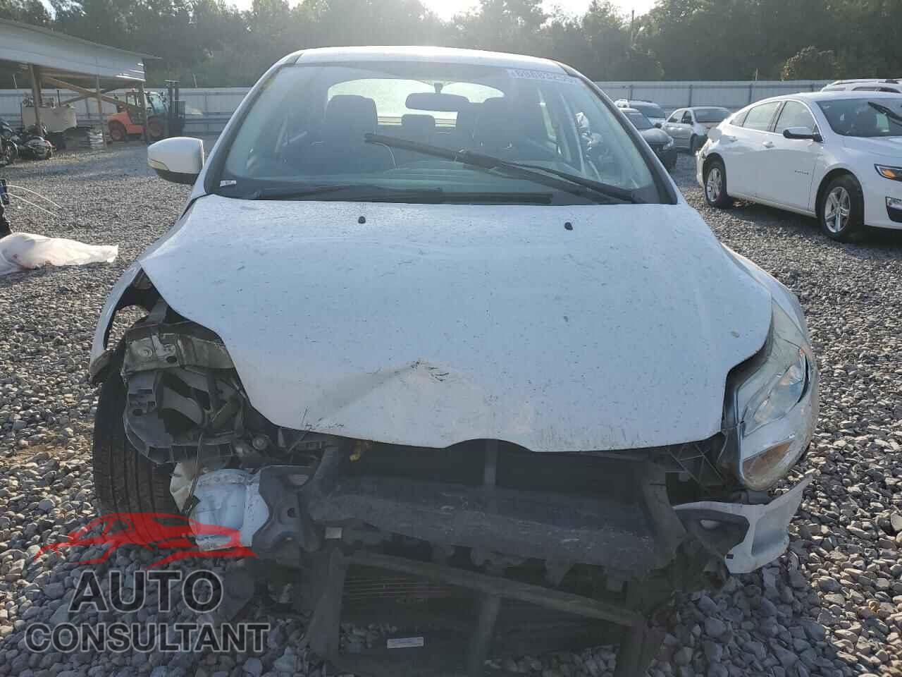 FORD FOCUS 2013 - 1FADP3F2XDL234566